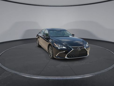 Used 2024 Lexus ES 350 w/ Premium Package FWD image 3