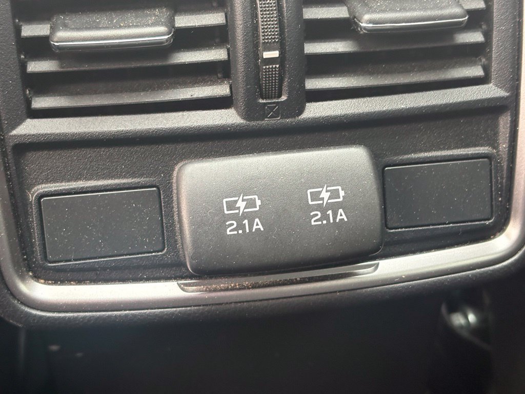Used 2022 Subaru Forester Limited AWD/4WD image 17