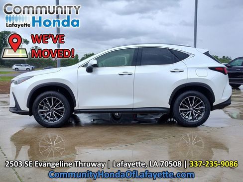 Used 2024 Lexus NX 250 FWD w/ Towing Package (2000 Lbs) image 4