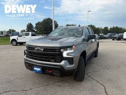 Used 2024 Chevrolet Silverado 1500 LT Trail Boss w/ Convenience Package II AWD/4WD image 5