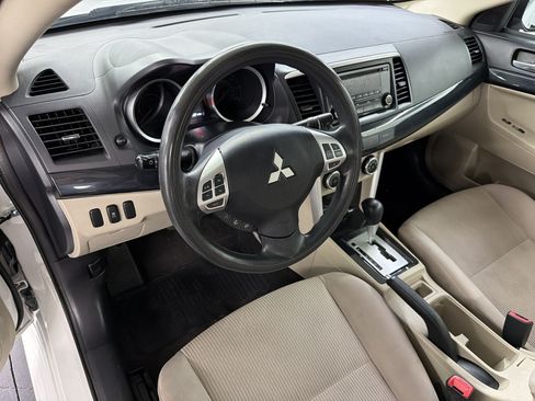 Used 2016 Mitsubishi Lancer ES FWD image 4