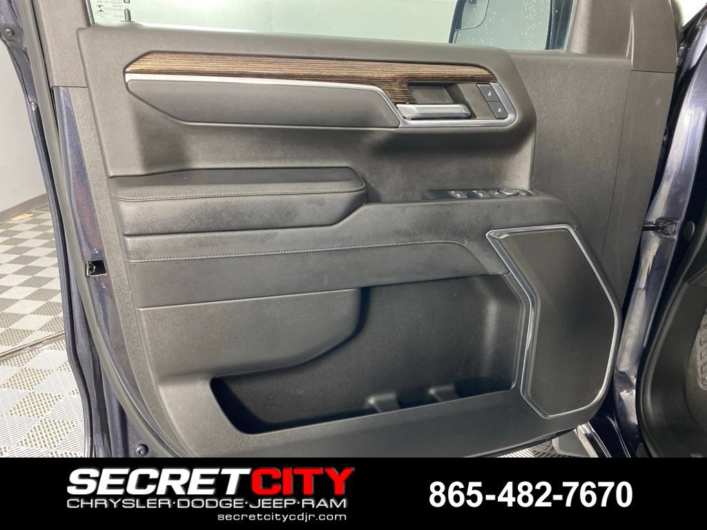 Used 2023 GMC Sierra 1500 Elevation AWD/4WD image 12
