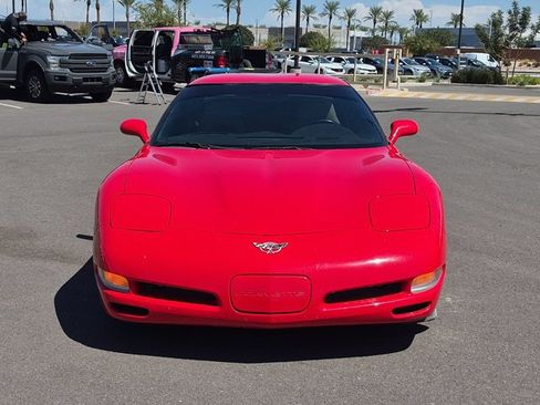 Used 2003 Chevrolet Corvette Coupe w/ Preferred Equipment Group RWD image 2