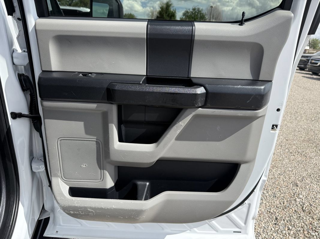 Used 2020 Ford F250 XL w/ STX Appearance Package AWD/4WD image 19