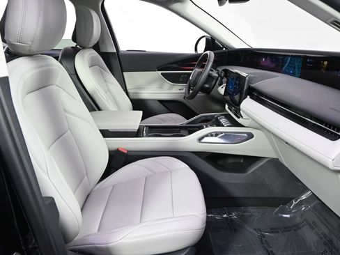 New 2026 Lincoln Nautilus Premier w/ Equipment Group 102A AWD/4WD image 16