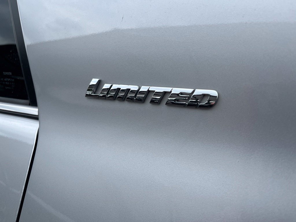 Used 2023 Toyota 4Runner Limited AWD/4WD image 10
