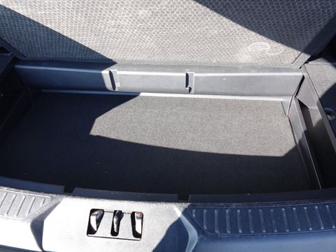 Used 2022 Ford Explorer Limited w/ Equipment Group 301A image 7