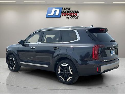 Used 2025 Kia Telluride S FWD image 7