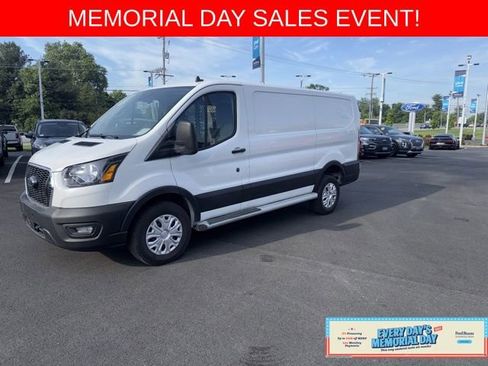 Used 2024 Ford Transit 250 Low Roof w/ Exterior Upgrade Package RWD image 3