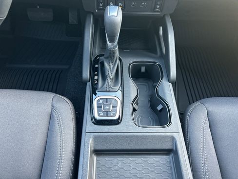 New 2026 Nissan Frontier SV image 17