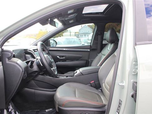 Used 2022 Hyundai Santa Cruz Limited image 11