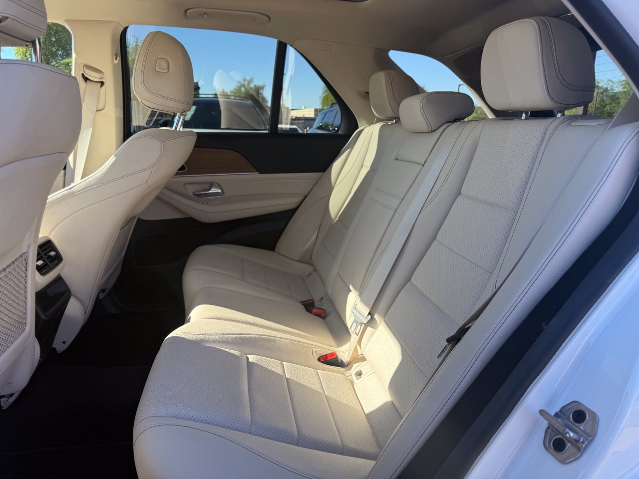 Used 2024 Mercedes-Benz GLE 350 4MATIC image 9