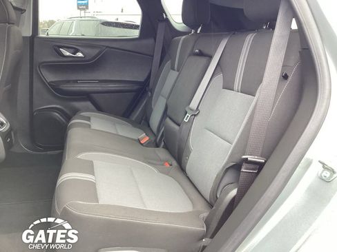 Used 2025 Chevrolet Blazer LT AWD/4WD image 14
