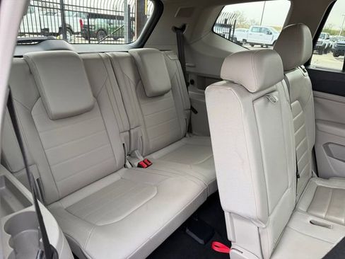 Used 2019 Volkswagen Atlas SEL Premium image 6