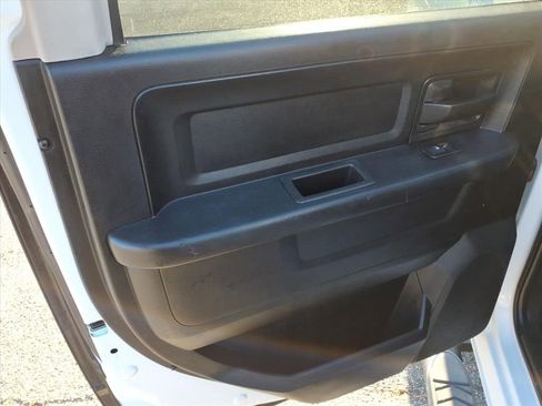 Used 2018 RAM 2500 Tradesman image 21