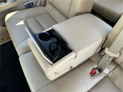 Used 2013 Toyota Land Cruiser AWD/4WD image 18