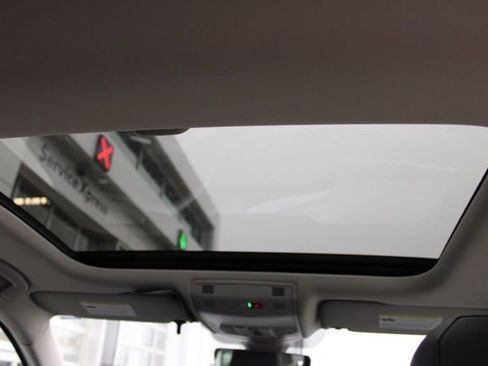 New 2026 Volkswagen Jetta SEL image 17