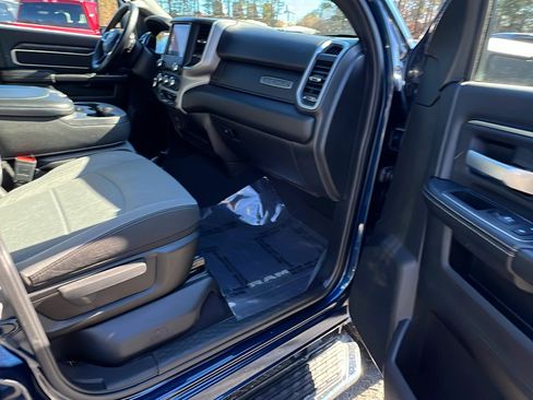 Used 2024 RAM 2500 Big Horn w/ Bed Utility Group image 19