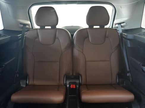 Used 2019 Volvo XC90 T6 Momentum w/ Protection Package Premier AWD/4WD image 37