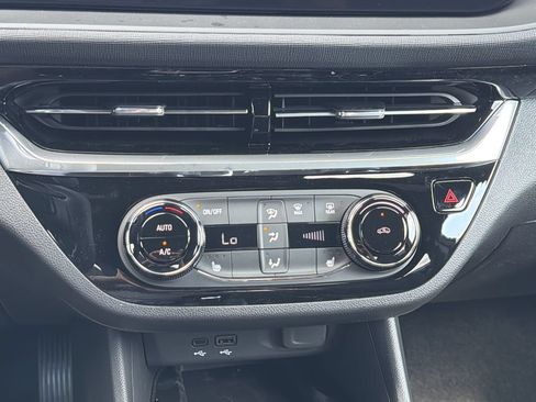 New 2026 Buick Envista Sport Touring w/ Convenience I Package FWD image 6
