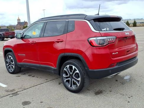 Used 2023 Jeep Compass Limited image 4