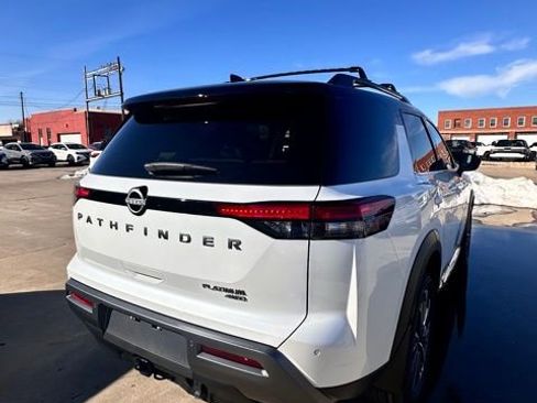 New 2026 Nissan Pathfinder Platinum w/ Cargo Package image 6