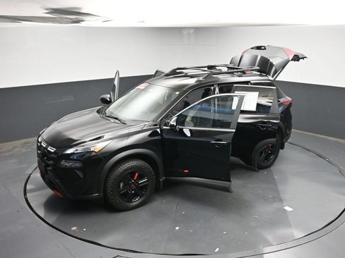 Used 2025 Nissan Rogue SV w/ Rock Creek Premium Package AWD/4WD image 42