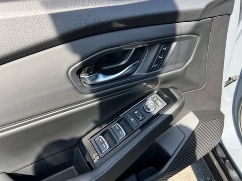 Certified 2023 Honda Accord Touring image 30