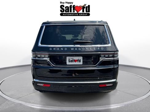 Used 2025 Jeep Grand Wagoneer 4WD image 3