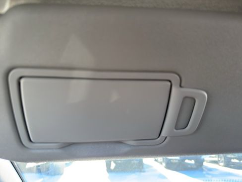 New 2026 Nissan Sentra SR w/ Floor Mat Package FWD image 24