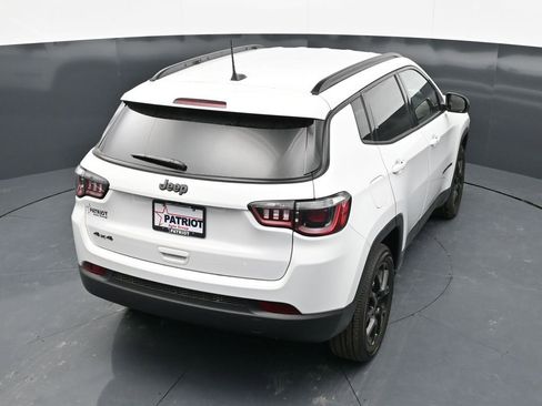 New 2026 Jeep Compass Latitude image 23