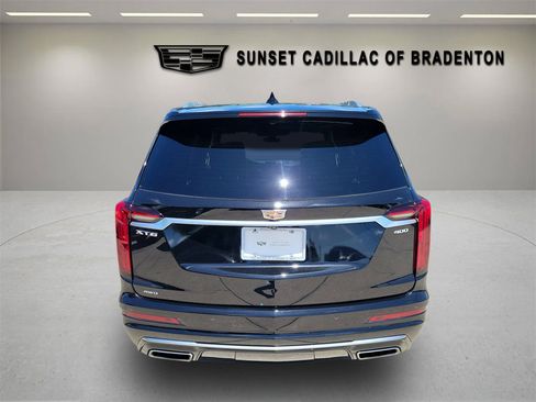 Certified 2023 Cadillac XT6 Premium Luxury AWD/4WD image 5