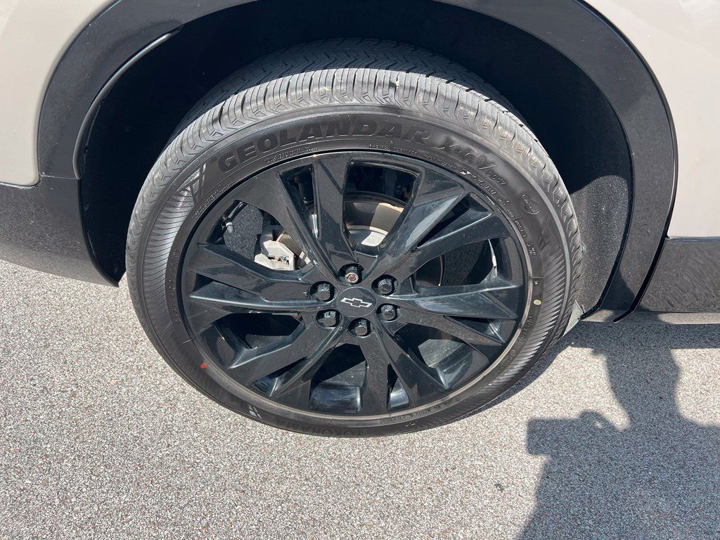 Used 2021 Chevrolet Blazer RS AWD/4WD image 11