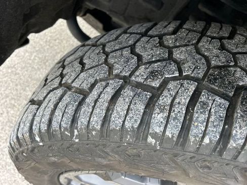 Used 2022 Toyota Tundra Platinum image 51