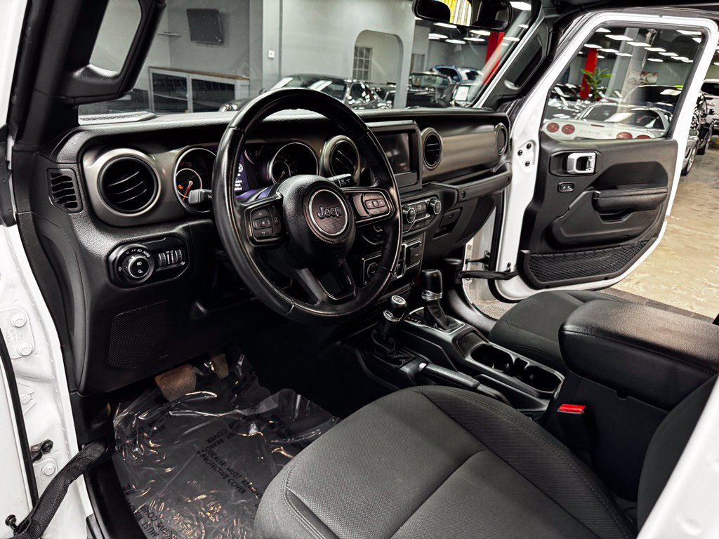 Used 2022 Jeep Gladiator Sport AWD/4WD image 36