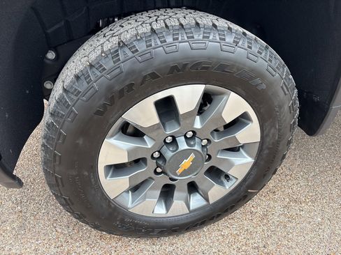 New 2026 Chevrolet Silverado 2500 Custom w/ Custom Value Package image 31