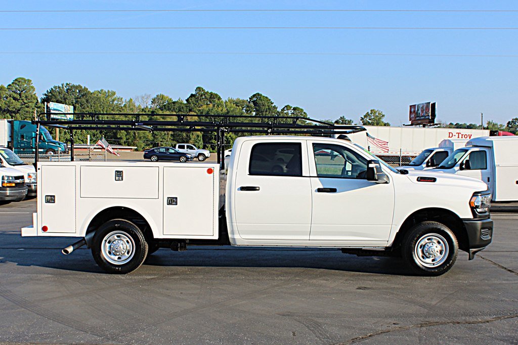 Used 2024 RAM 2500 Tradesman RWD image 10