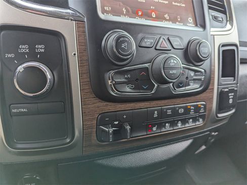 Used 2018 RAM 2500 Laramie image 23