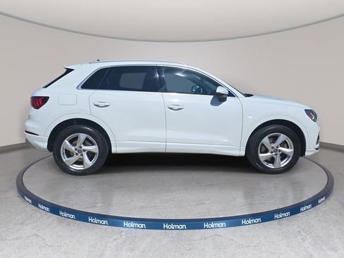 Used 2019 Audi Q3 2.0T Premium Plus w/ Premium Plus Package AWD/4WD image 5