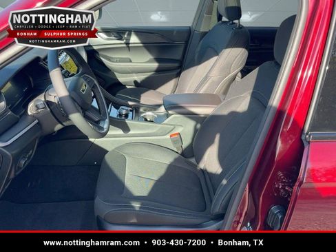 New 2025 Jeep Grand Cherokee Laredo X AWD/4WD image 5