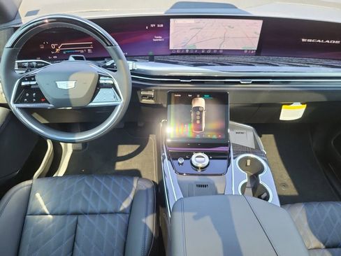 New 2026 Cadillac Escalade IQ Luxury 1 image 22