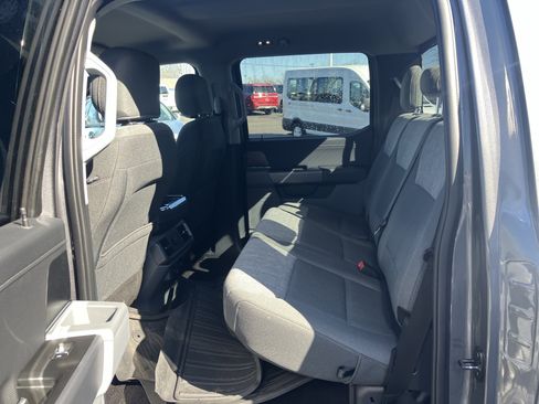 Used 2021 Ford F150 XLT w/ Equipment Group 302A High image 16