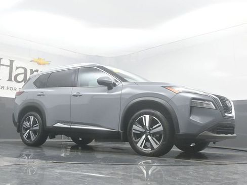 Used 2021 Nissan Rogue SL FWD image 2
