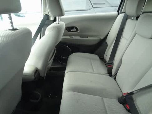 Used 2016 Honda HR-V EX image 7