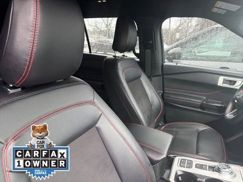 Used 2024 Ford Explorer ST-Line w/ Class IV Trailer Tow Package image 11