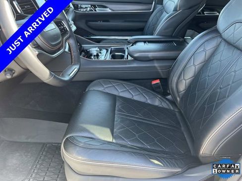 Certified 2024 Jeep Grand Wagoneer Series III w/ Rear Seat Video Group 1 image 30