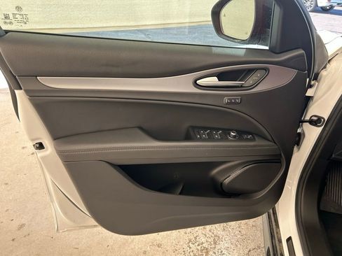 New 2024 Alfa Romeo Stelvio Veloce image 30