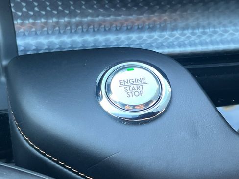 Certified 2023 Lincoln Aviator Black Label Grand Touring w/ Class IV Trailer Tow Package image 24