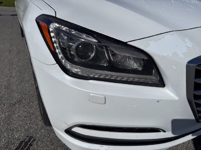 Used 2017 Genesis G80 3.8 AWD/4WD image 12