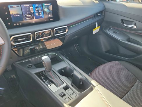 New 2026 Nissan Sentra SR image 32